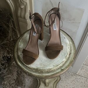 Steve Madden Tan Suede Women's Heels